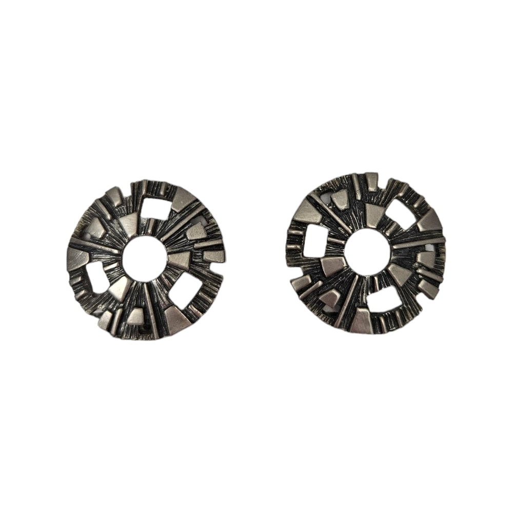 Vintage Sarah Coventry Antique Silver Tone Earrings 70s Geometric Discs Clip On